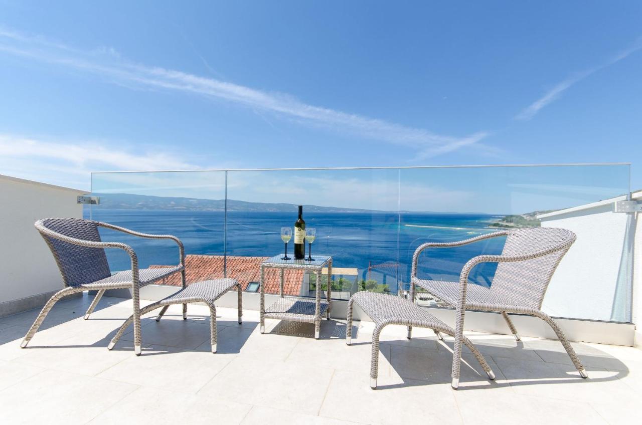 Apartment Sreta Omiš Esterno foto