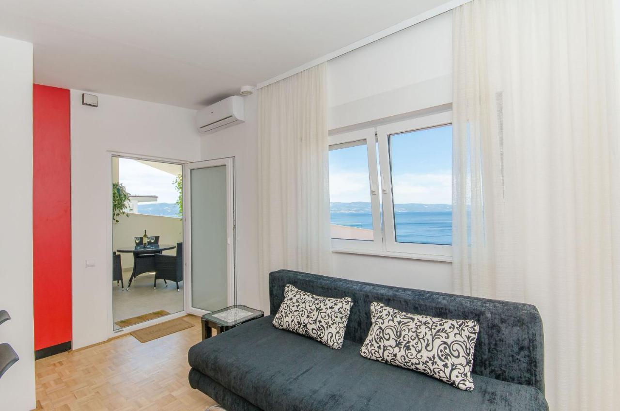 Apartment Sreta Omiš Esterno foto