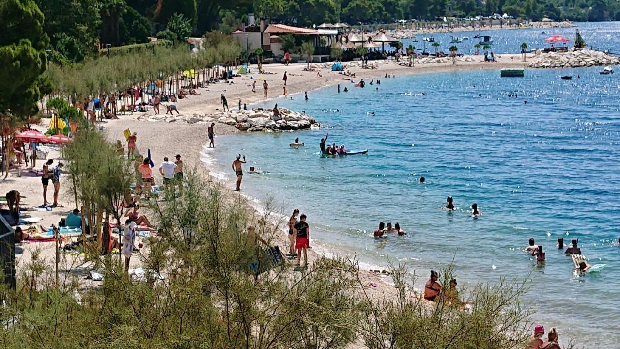 Apartment Sreta Omiš Esterno foto